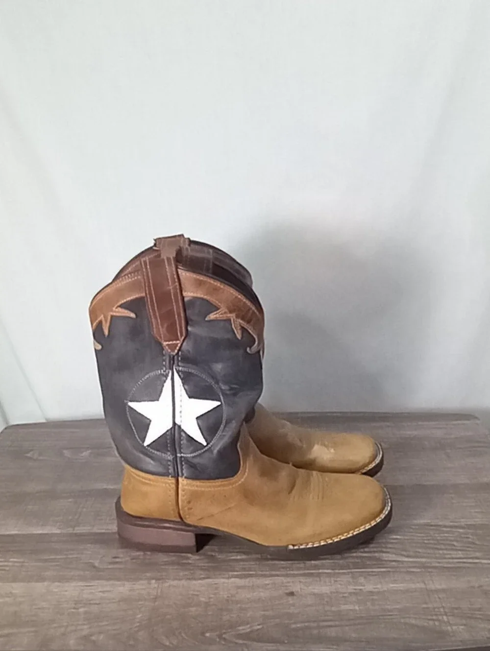Roper Boy's Monterey Star Western Boots Size 3